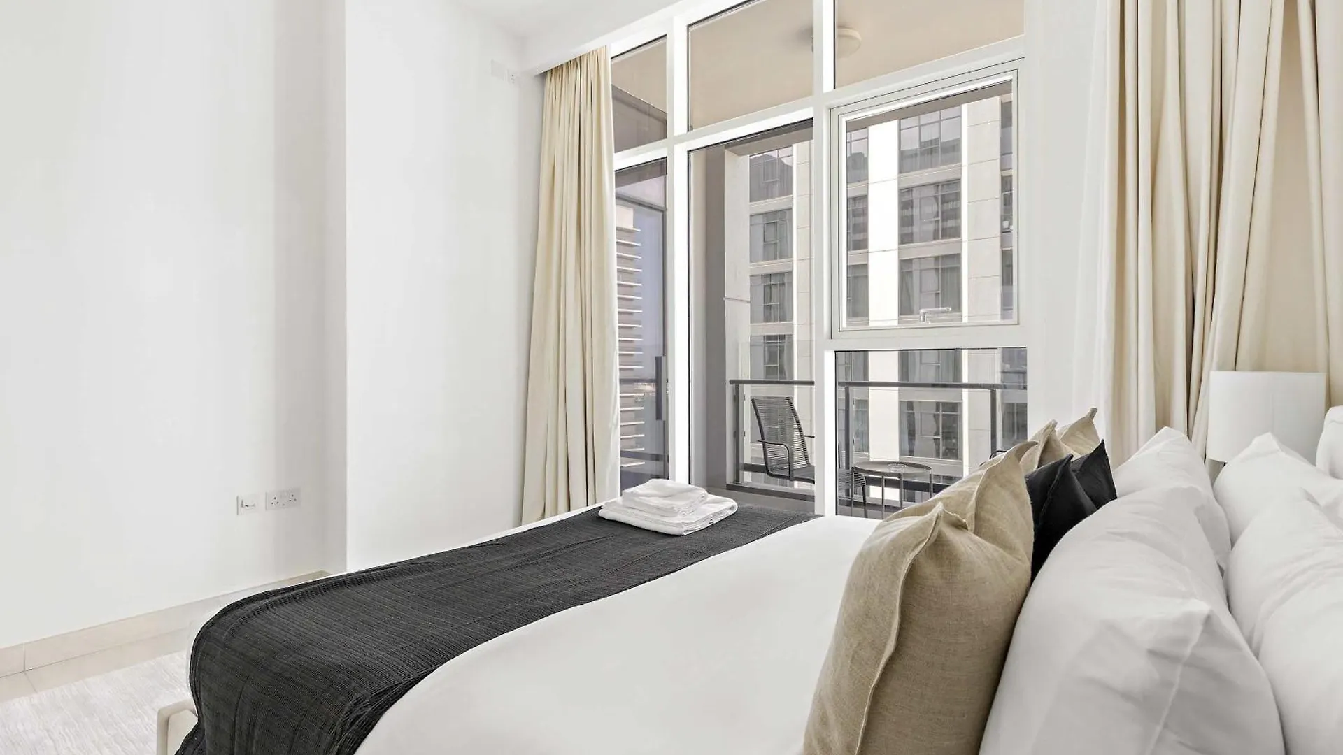 Silkhaus New 2Br Near Reem Mall In Bridges Tower アブダビ 0*,