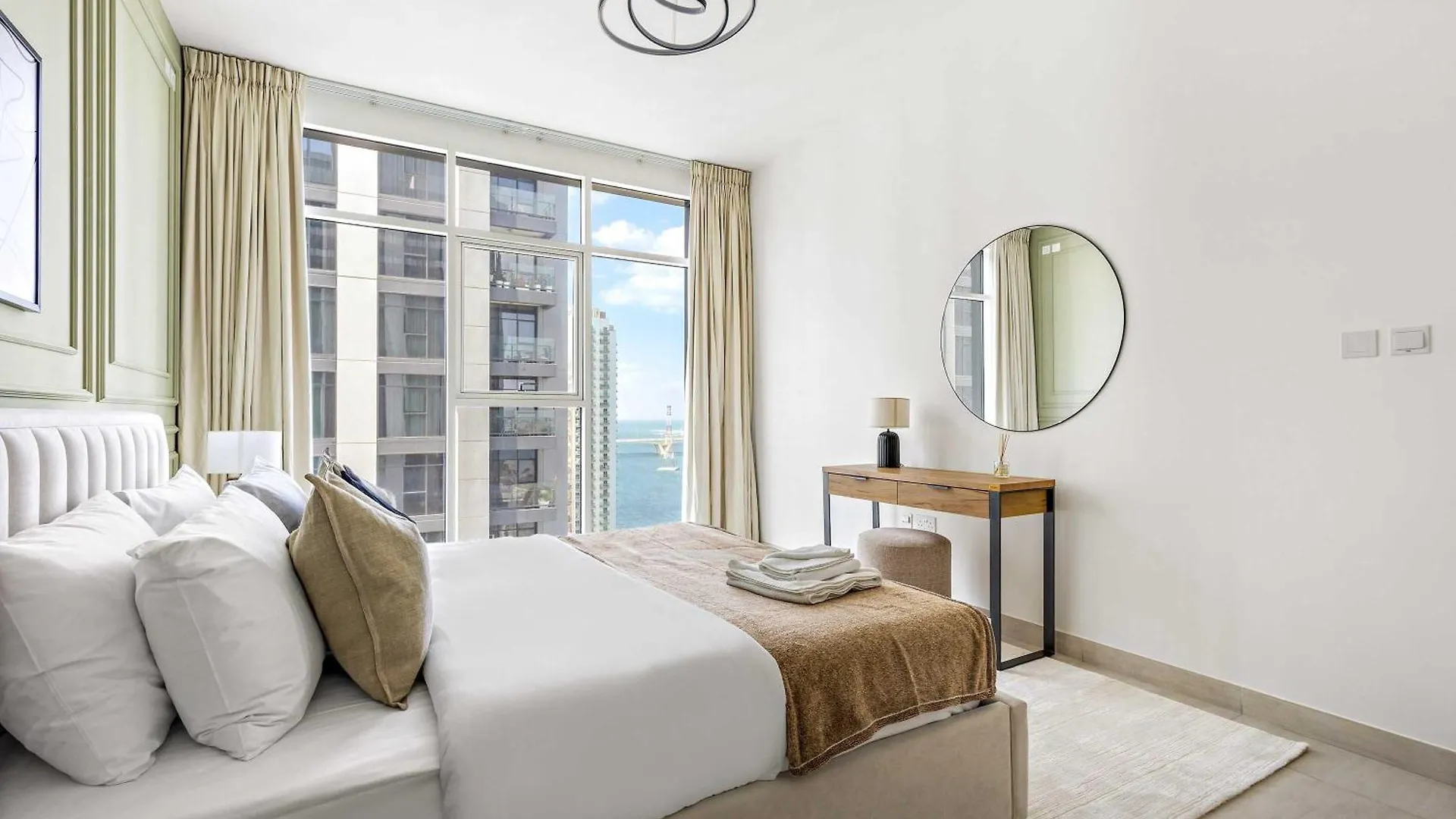 アパート Silkhaus New 2Br Near Reem Mall In Bridges Tower アブダビ
